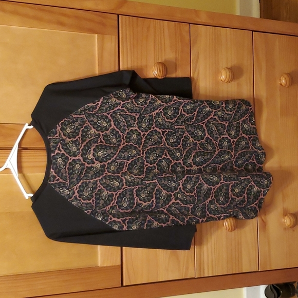 Lularoe Randy shirt - Picture 2 of 4